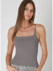 NIKIBIKI Clean Line Square Cami