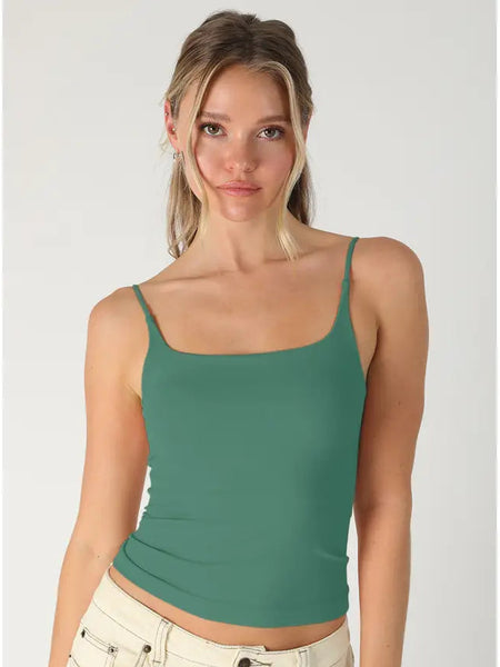 NIKIBIKI Clean Line Square Cami