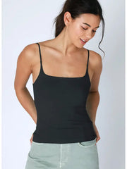NIKIBIKI Clean Line Square Cami