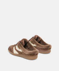 Dolce Vita Merit  Slide Plush