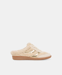 Dolce Vita Merit Slide Plush