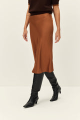 Elodie the Label Aeden Bias Skirt