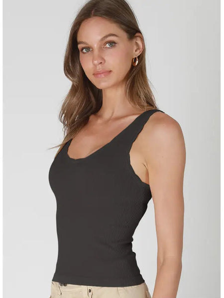 Nikibiki Rev Scalloped Edge Tank Top