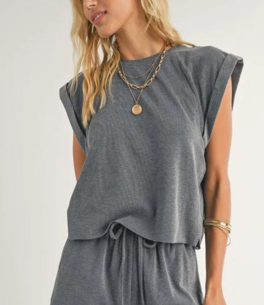 Sadie & Sage Sightseeing Cuff Sleeve Top