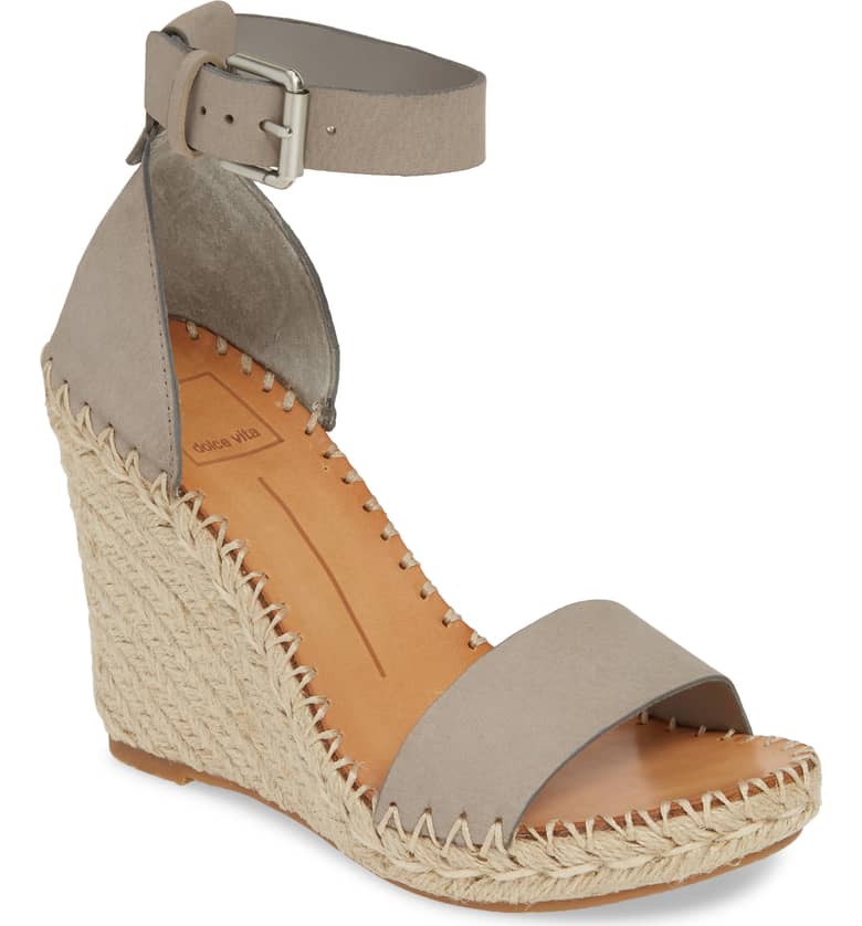 Dolce vita women's noor wedge best sale sandal